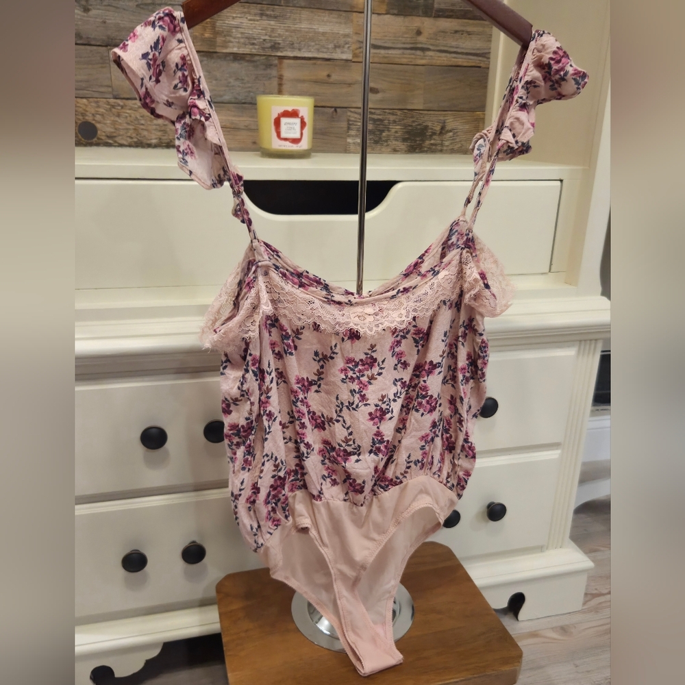 Free People Intimately "Take It Away" Pink Floral Ruffled Tie Front Bodysuit - Picture 13 of 14